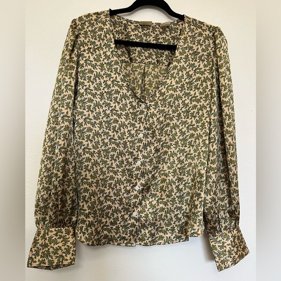Levi's Tops - Levi's Floral Blouse - Green and Cream Size XL